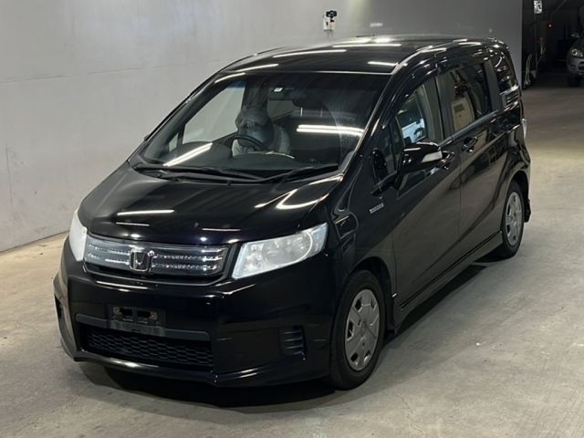 525 Honda Freed spike GP3 2012 г. (KCAA Fukuoka)